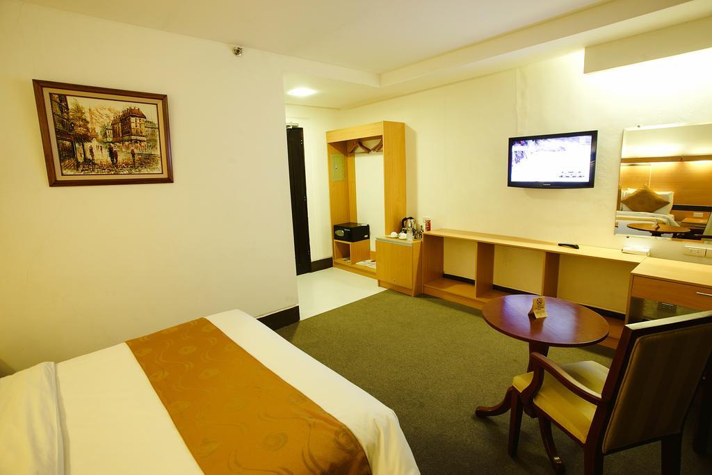 Big 8 Corporate Hotel Tagum Luaran gambar